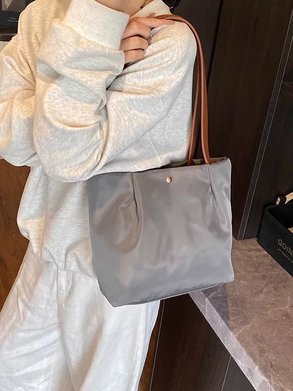 Large Red Tote Bag for Women, Spacious Shoulder Handbag for Commuting and Daily Use