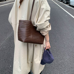 Large Capacity Woven Leather Tote Bag for Women, French Vintage Style Shoulder Commuter Handbag