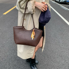 Large Capacity Woven Leather Tote Bag for Women, French Vintage Style Shoulder Commuter Handbag