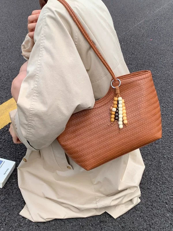 Large Capacity Woven Leather Tote Bag for Women, French Vintage Style Shoulder Commuter Handbag