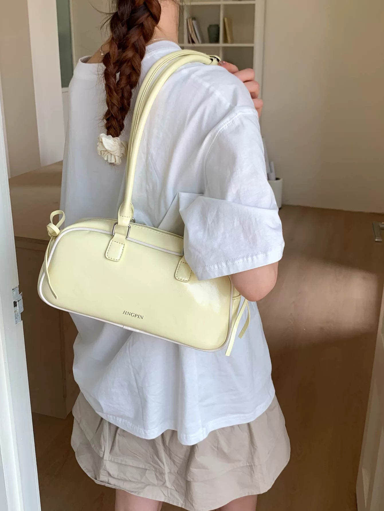 Large Red Shoulder Bag for Women, Multifunctional Underarm Handbag for Commuting