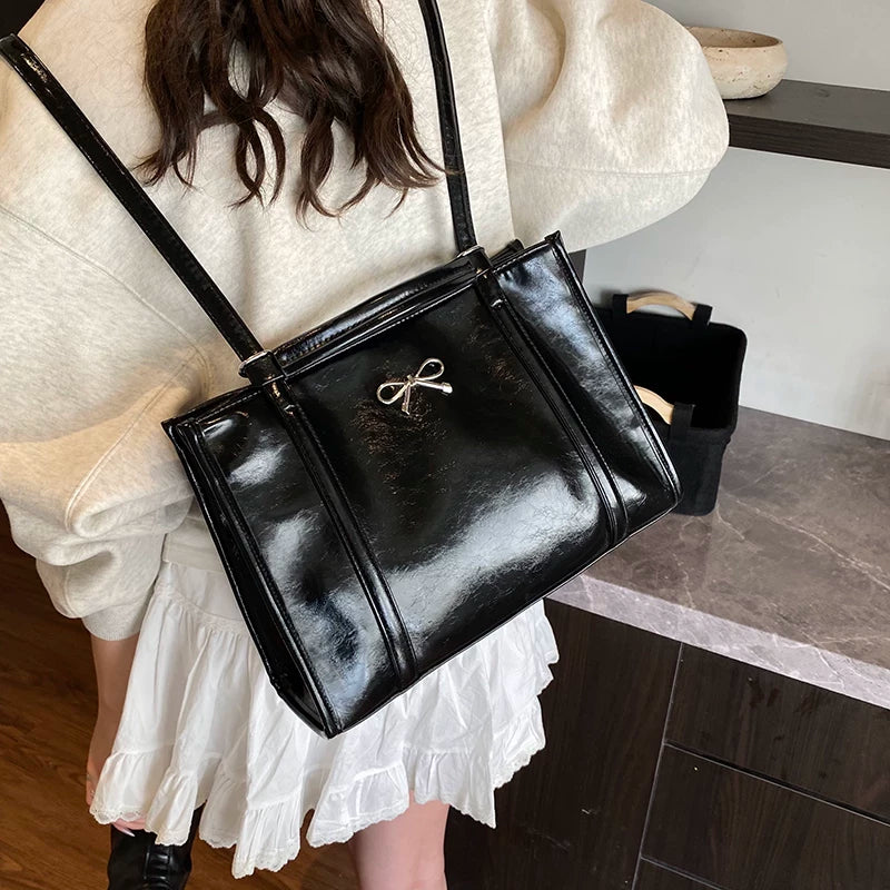 Large Capacity Tote Bag for Women, Multi-Functional Commuter Backpack